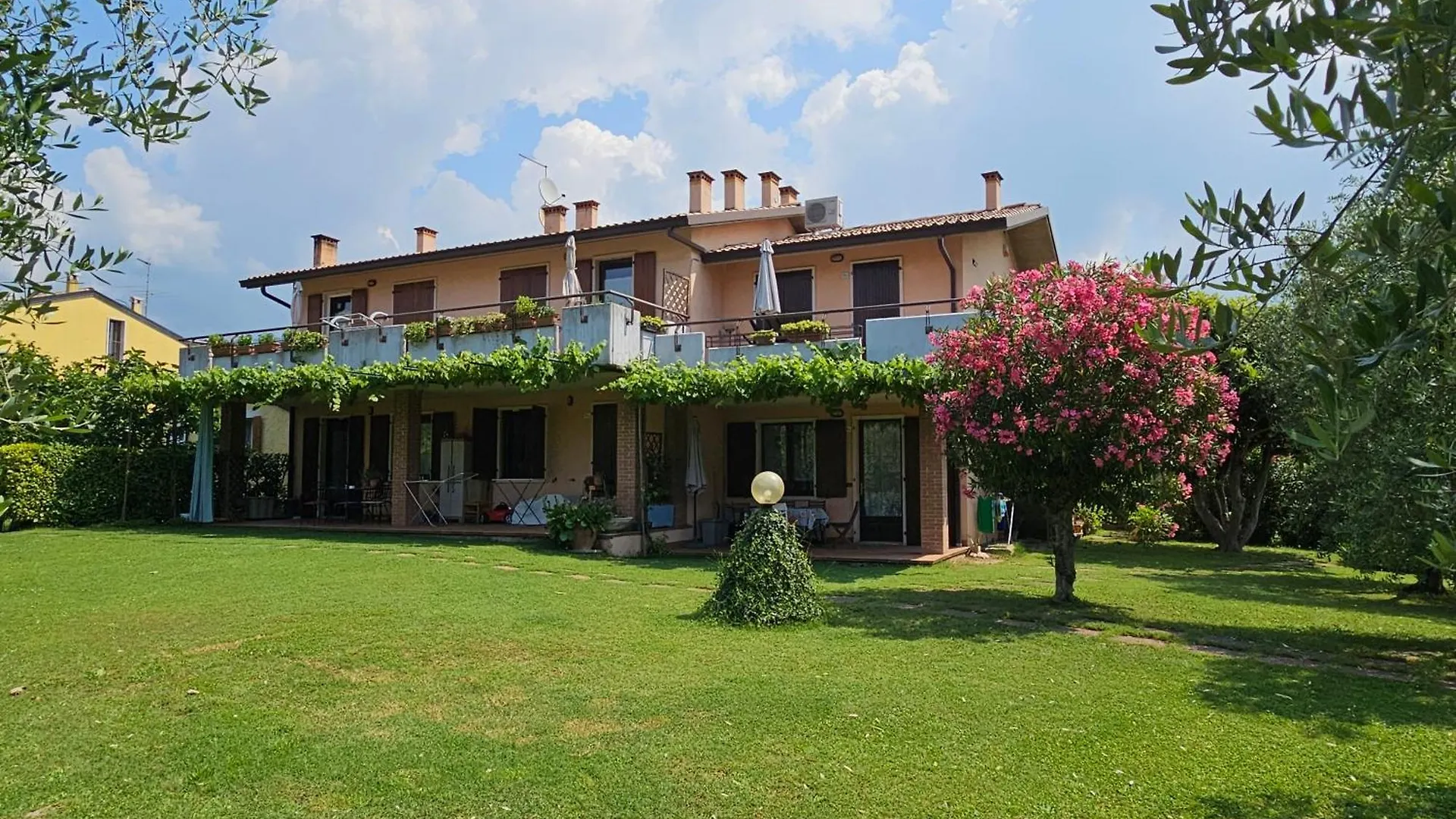 Le Giare Apartments Garda Ιταλία